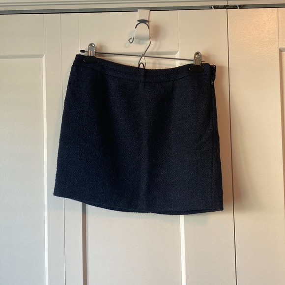 ✨ANY 2 FOR 15 ANY 3 FOR 20✨- GAP Size 0 Tweed Miniskirt - Picture 1 of 9